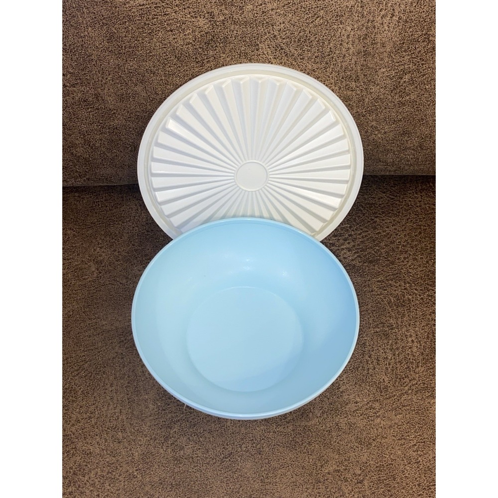 Tupperware Servalier Small Dessert Bowl Light Blue Starburst Lid